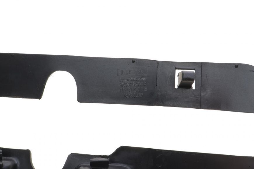 Решітка радіатора без емблеми VW Touran (1T1, 1T2) (03-10),Caddy (04-15) (88530940802) DPA 88530940802 фото