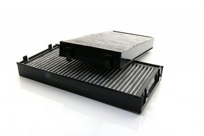 Фильтр салонный BMW X5 (E70, F15, F85), X6 (E71, E72, F16, F86), 06-19, (2 шт), (для 2-х зонного климат контроля), угольный SAK221/S фото